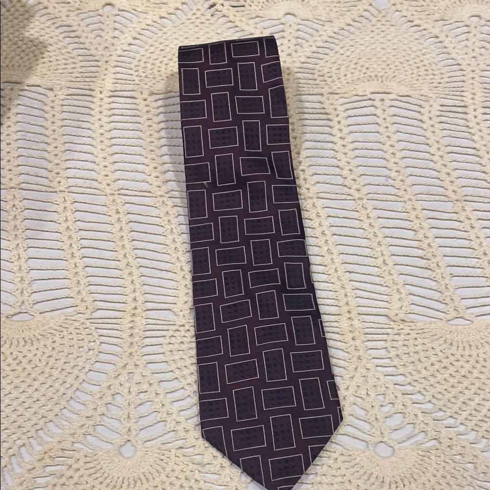 Kolte Italy Geometric Design 100% Silk Tie Handmade in Italy